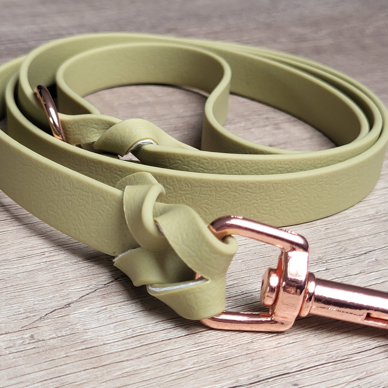 Leine aus wasserabweisendem Gurtband Khaki – Bild 2